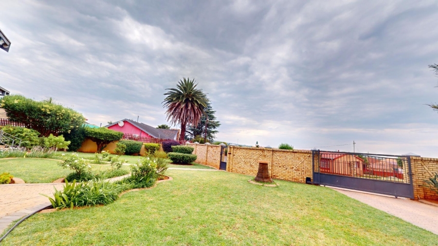 3 Bedroom Property for Sale in Mohadin North West